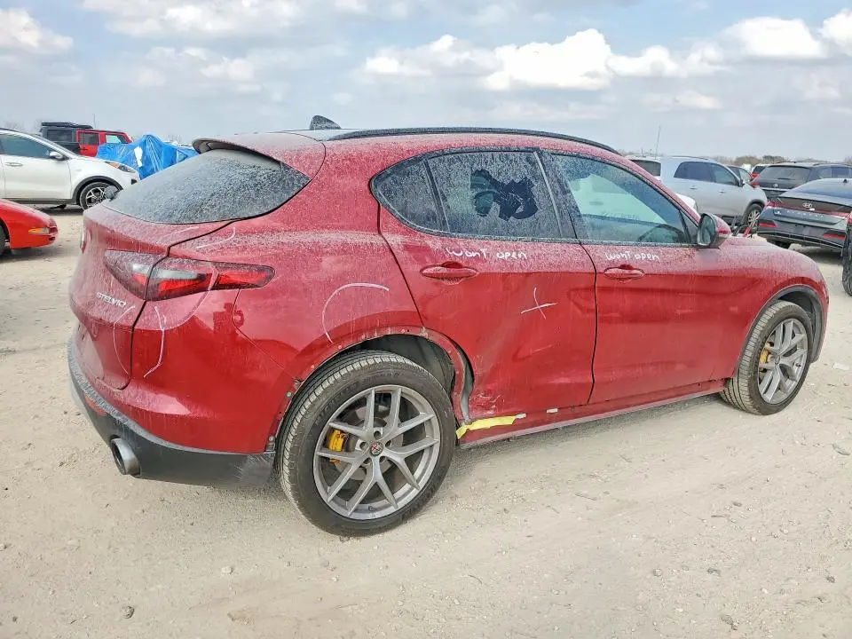 2018 ALFA ROMEO STELVIO TI SPORT  