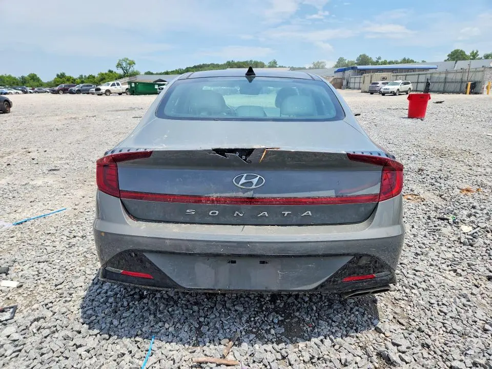 2022 HYUNDAI SONATA SEL  