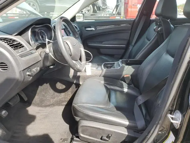 2016 CHRYSLER 300 LIMITED  