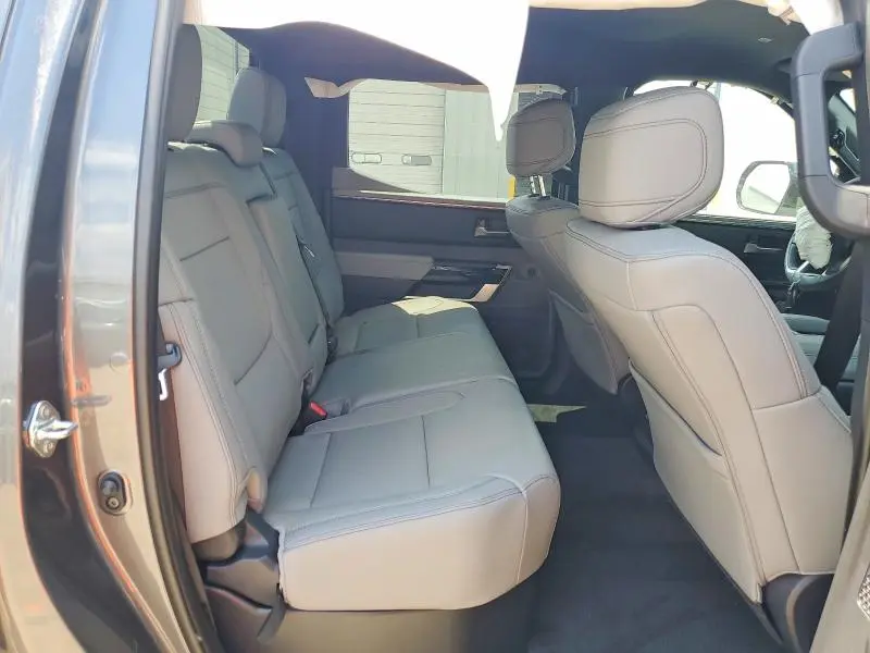 2026 TOYOTA TUNDRA CREWMAX LIMITED  