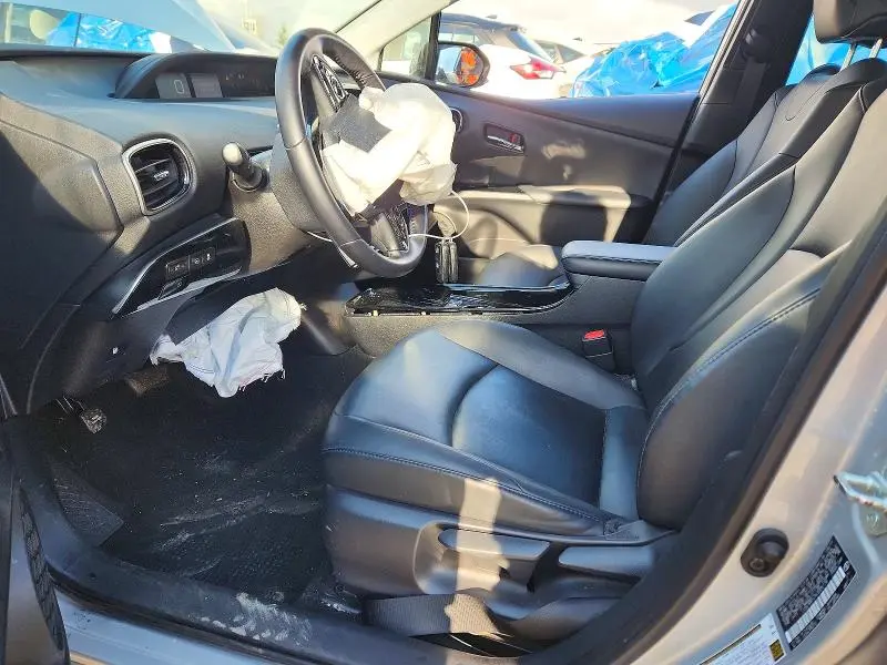 2019 TOYOTA PRIUS XLE AWD-E  