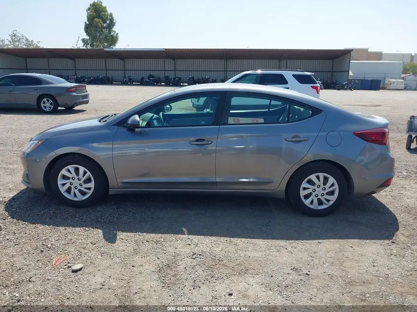 2019 HYUNDAI ELANTRA SE