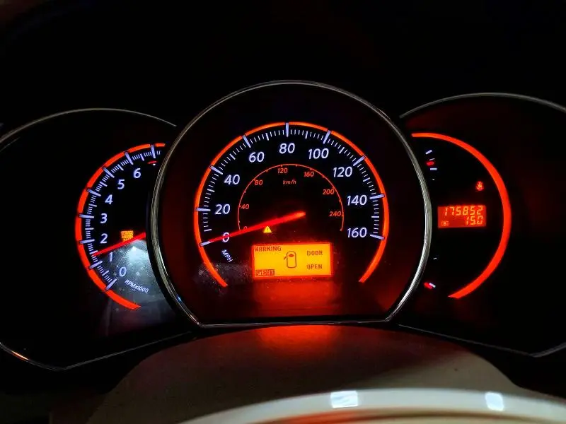 2010 NISSAN MURANO S  