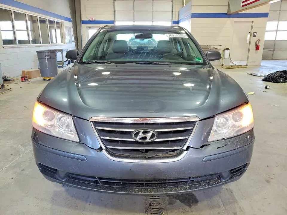2010 HYUNDAI SONATA GLS  
