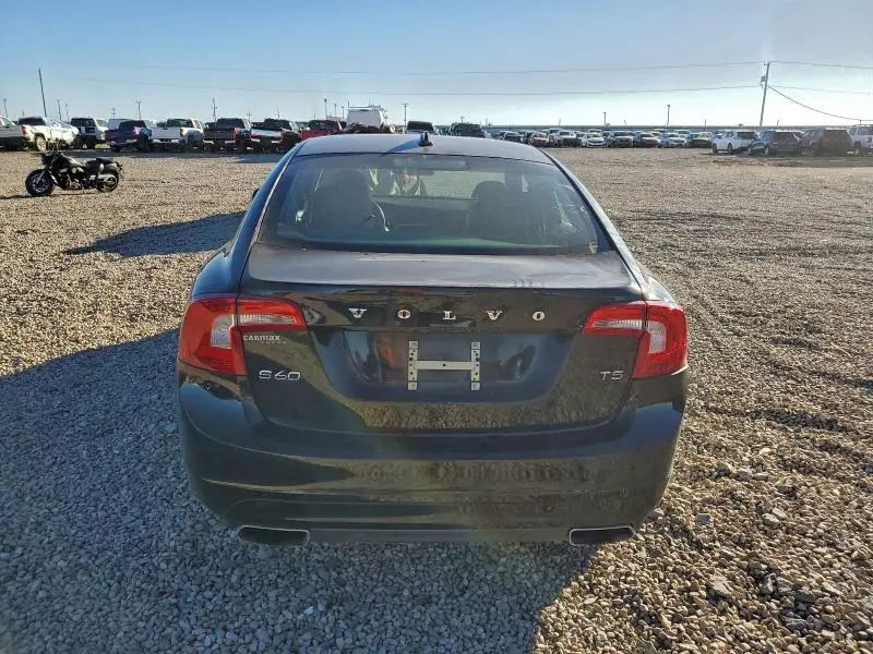 2014 VOLVO S60 T5  