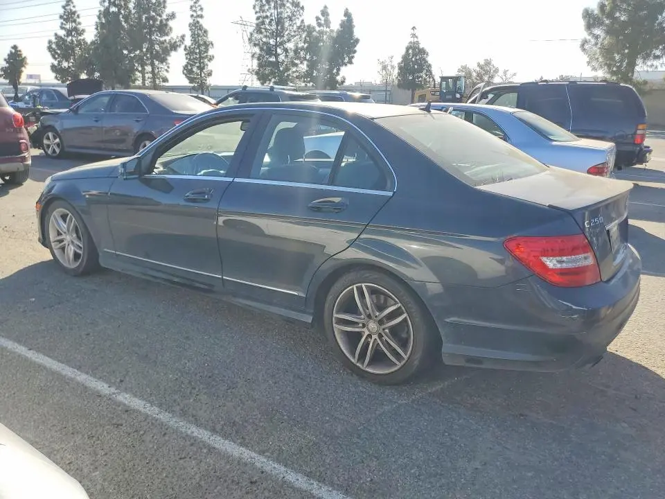 2013 MERCEDES-BENZ C 250  