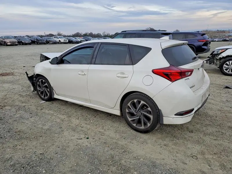 2018 TOYOTA COROLLA IM   