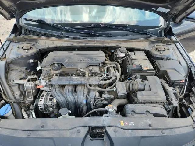 2021 HYUNDAI ELANTRA SE  