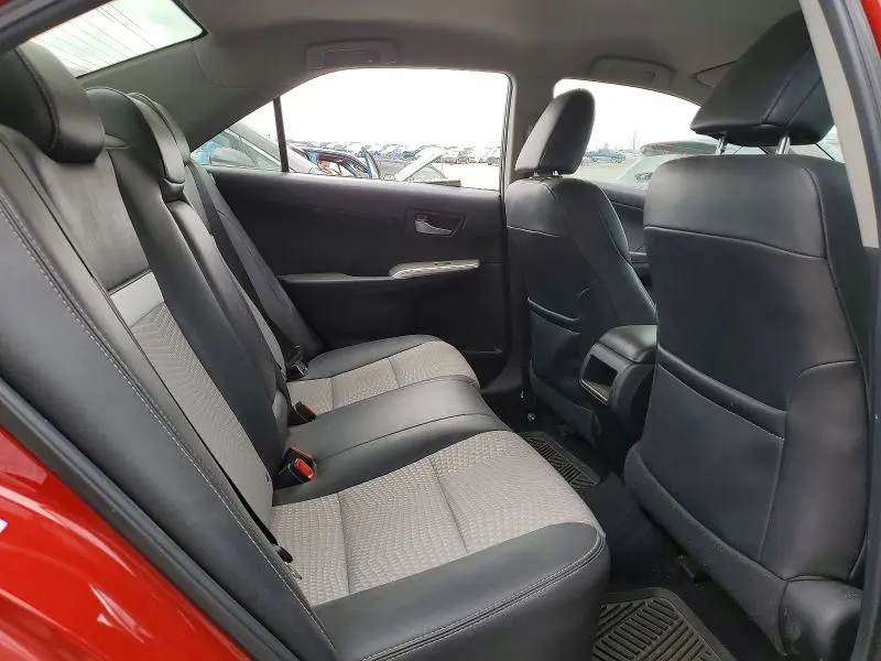 2012 TOYOTA CAMRY SE  