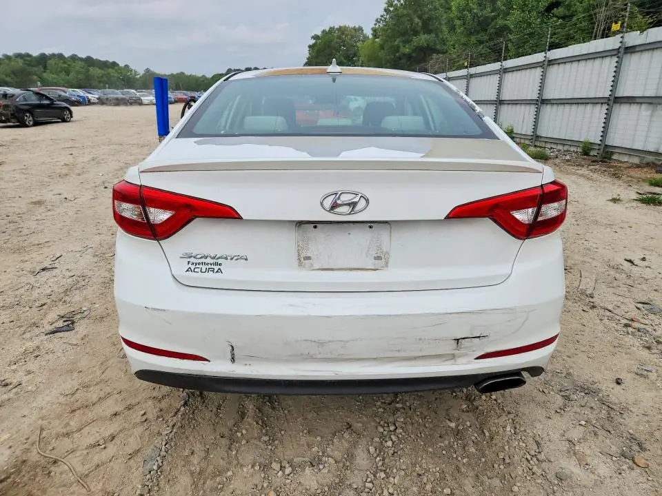 2015 HYUNDAI SONATA SE  