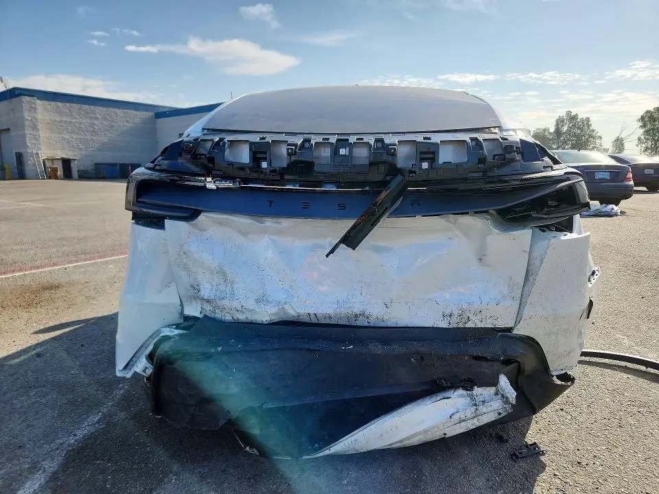 2026 TESLA MODEL Y   