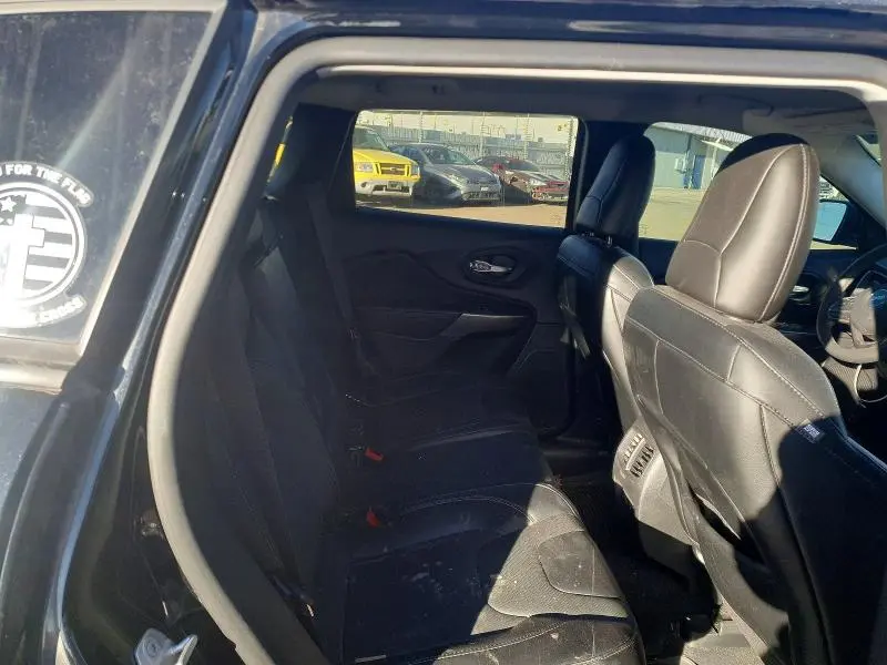 2022 JEEP CHEROKEE LATITUDE LUX  