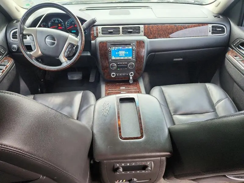 2011 GMC YUKON XL DENALI  