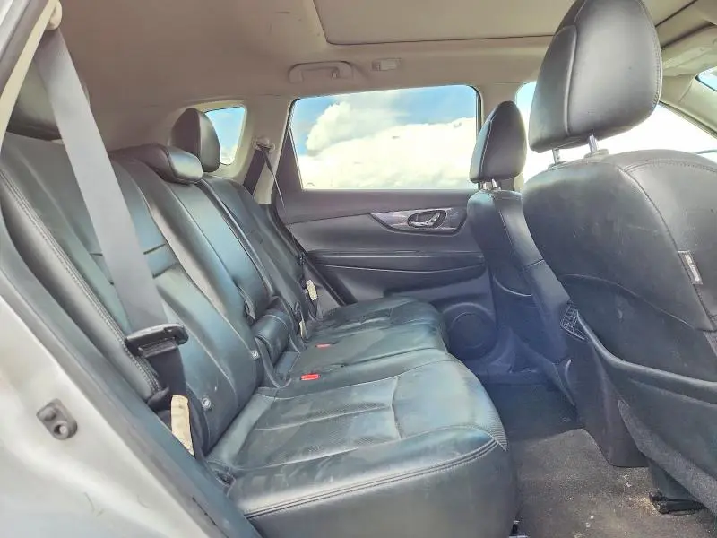 2015 NISSAN ROGUE SL  