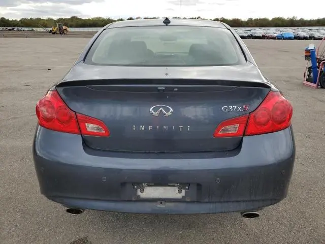2013 INFINITI G37   