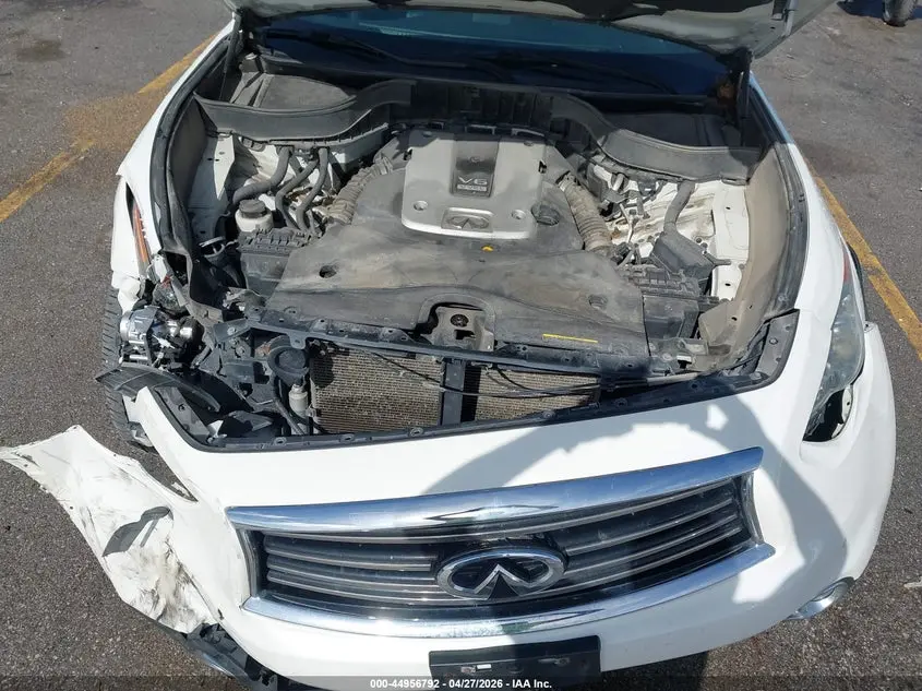 2014 INFINITI QX70  