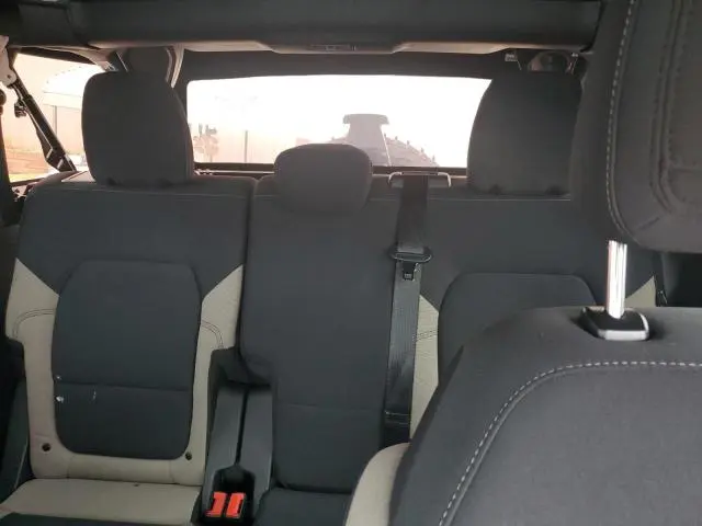 2021 FORD BRONCO BASE  