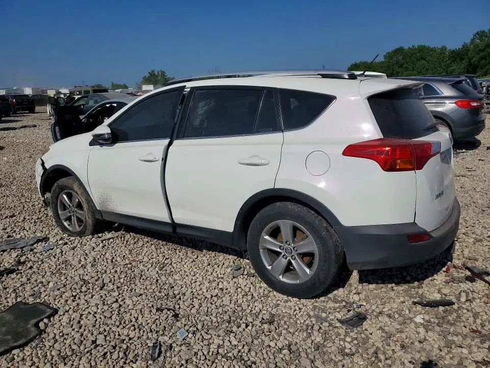 2015 TOYOTA RAV4 XLE  