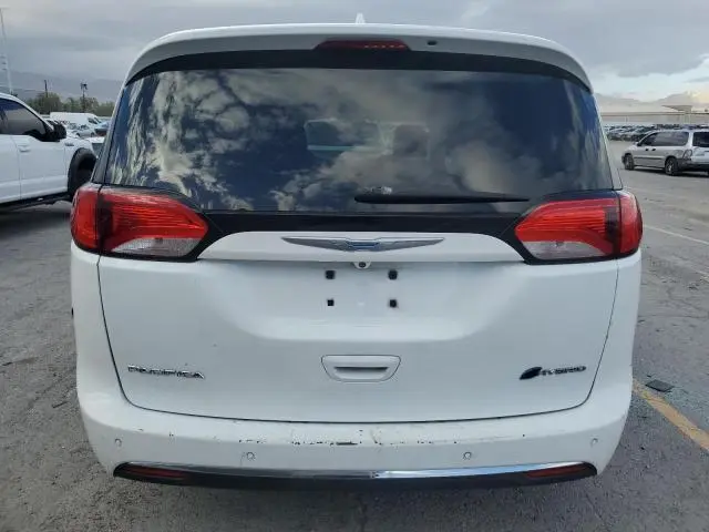 2018 CHRYSLER PACIFICA HYBRID LIMITED  