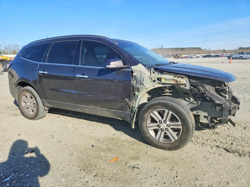 2017 CHEVROLET TRAVERSE LT  