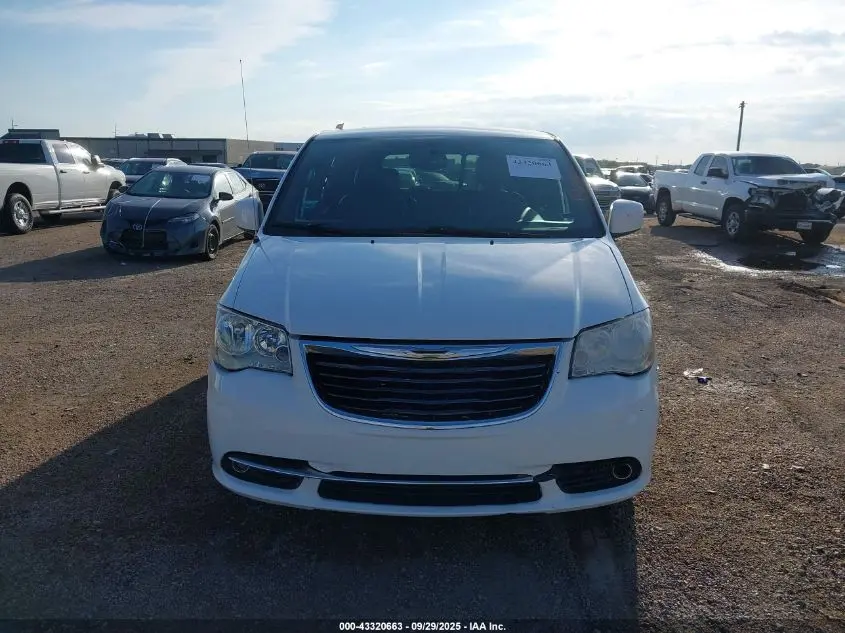 2013 CHRYSLER TOWN & COUNTRY S