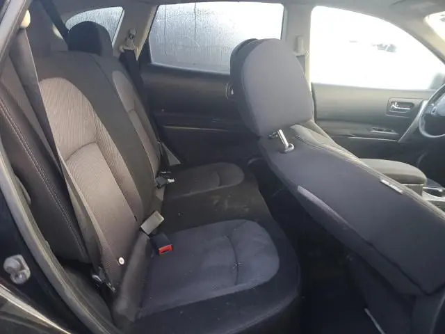 2010 NISSAN ROGUE S  