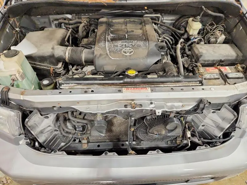 2011 TOYOTA SEQUOIA PLATINUM  