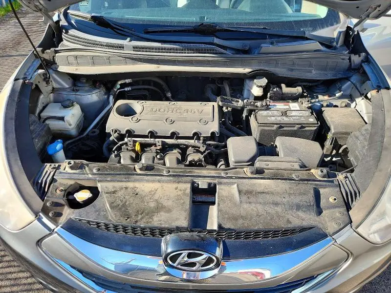 2011 HYUNDAI TUCSON GLS  
