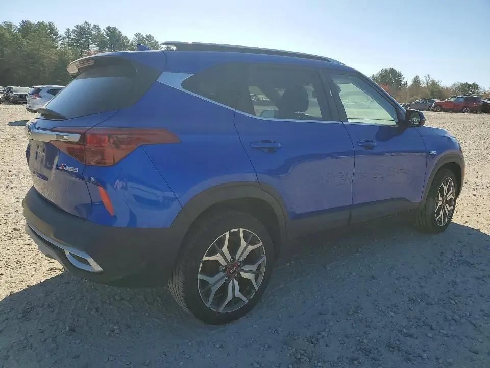 2021 KIA SELTOS S  