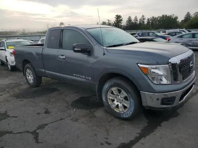 2018 NISSAN TITAN SV  