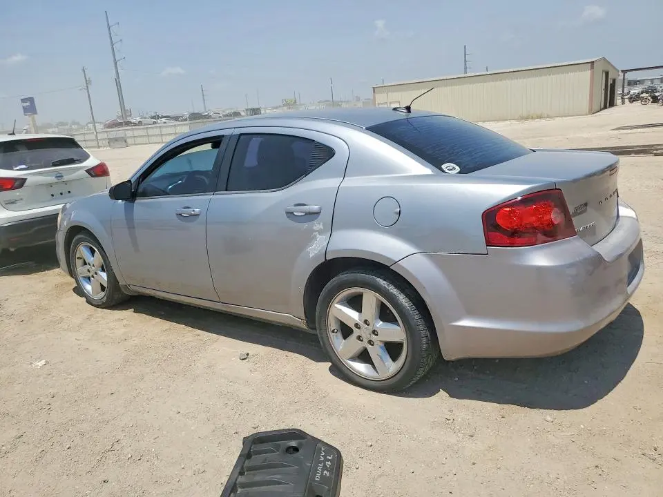 2013 DODGE AVENGER SE  