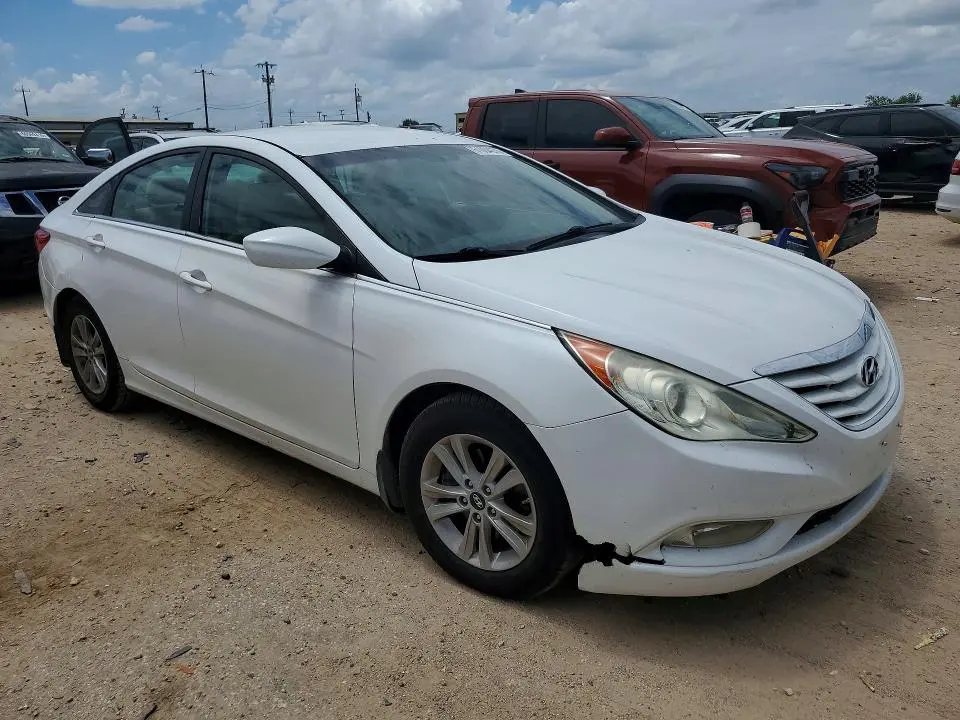 2013 HYUNDAI SONATA GLS  