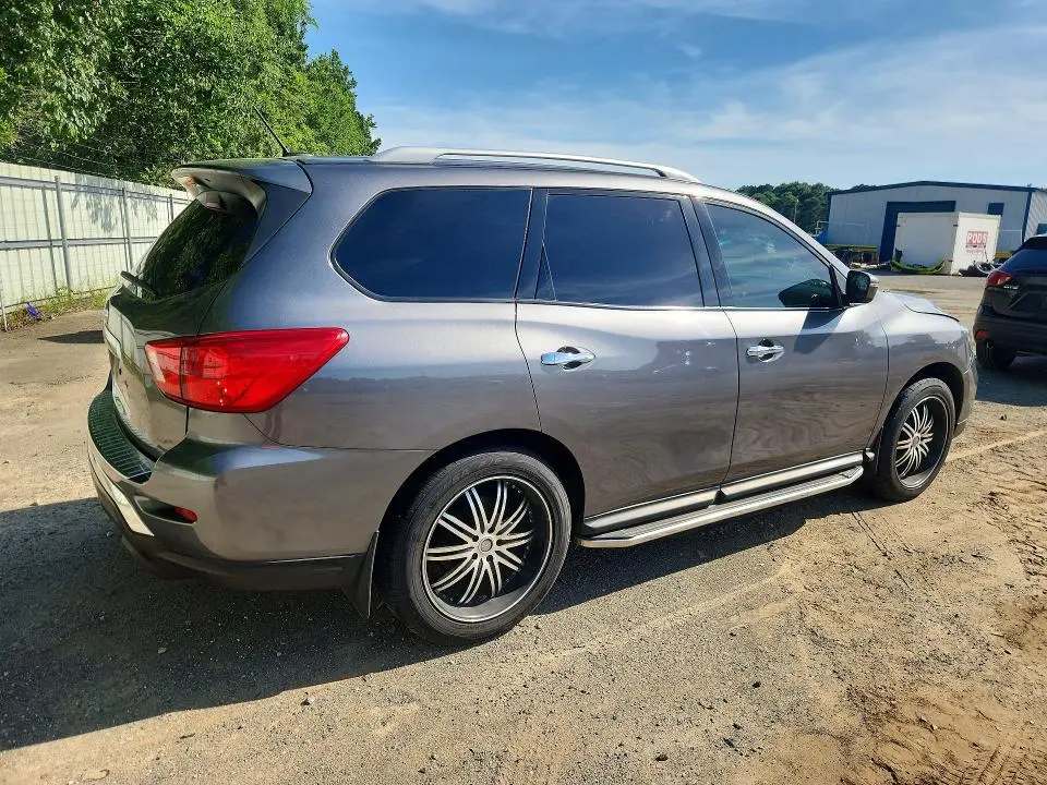 2017 NISSAN PATHFINDER S  