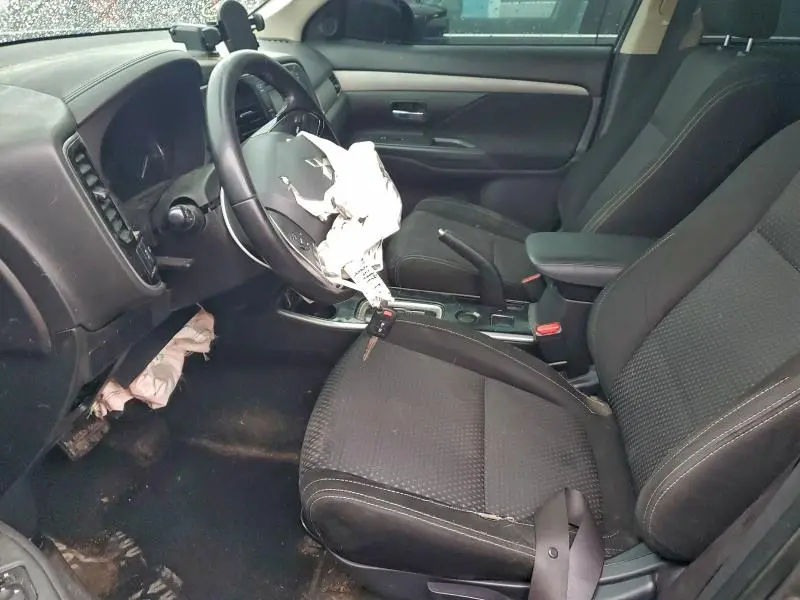 2017 MITSUBISHI OUTLANDER ES  