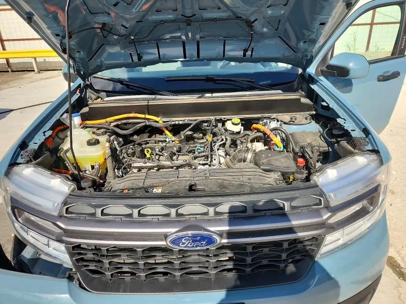 2022 FORD MAVERICK XL  