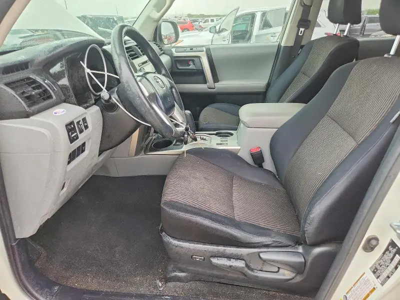 2011 TOYOTA 4RUNNER SR5  