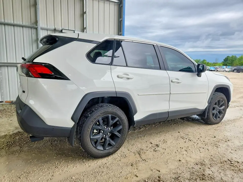 2024 TOYOTA RAV4 LE  