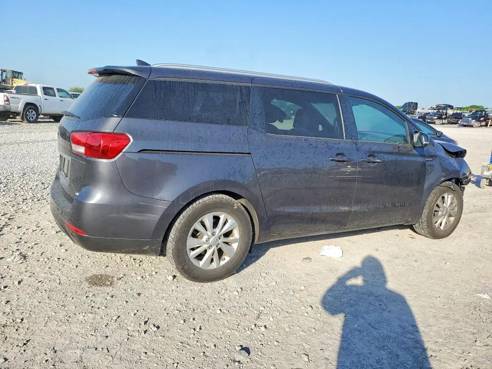 2017 KIA SEDONA LX  