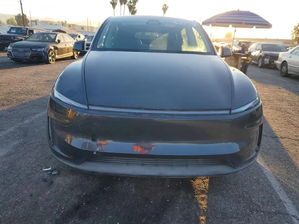 2026 TESLA MODEL Y   