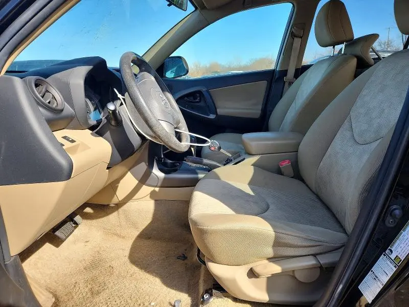 2011 TOYOTA RAV4 BASE  