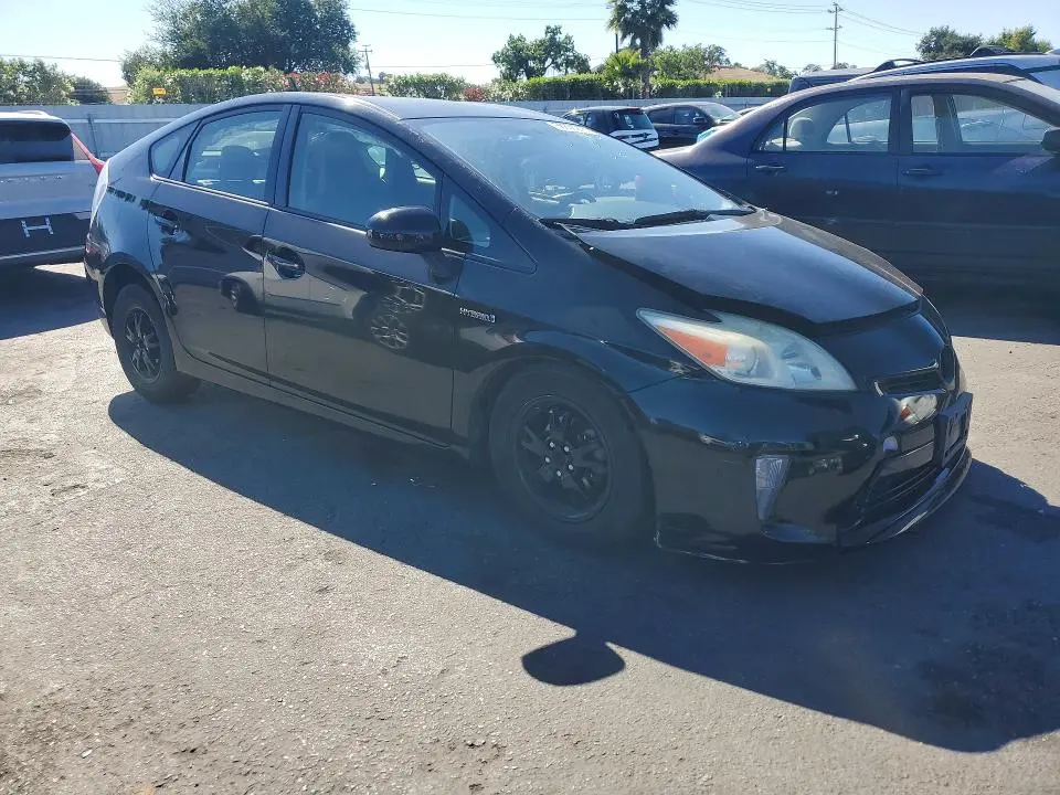 2013 TOYOTA PRIUS TWO  
