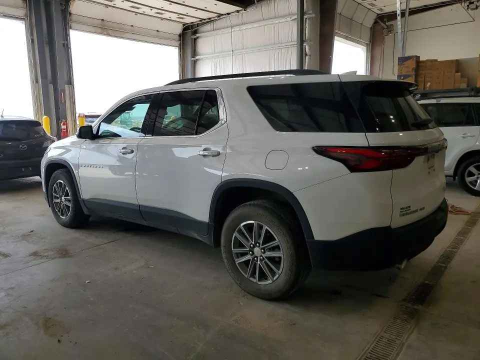 2022 CHEVROLET TRAVERSE LT  