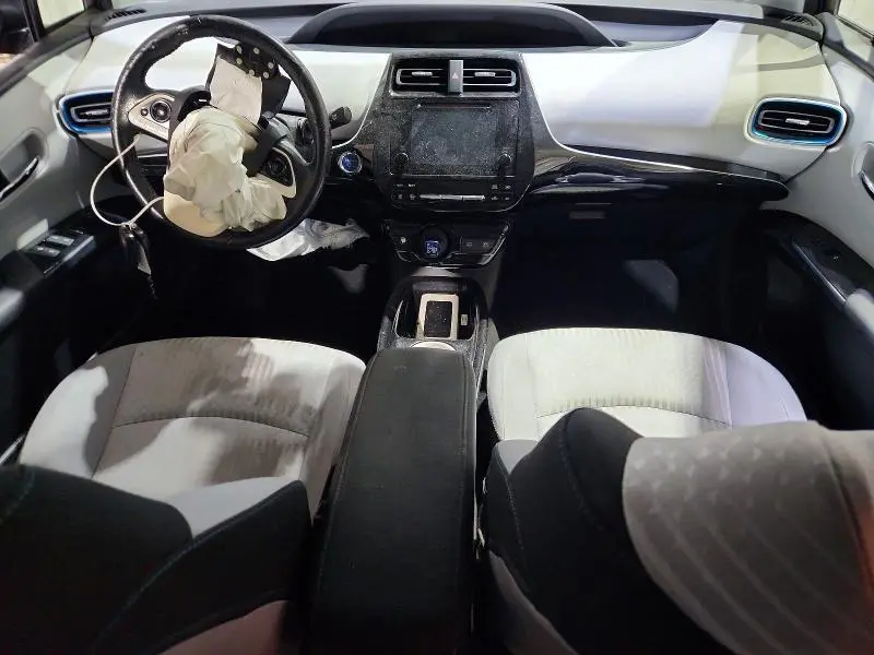 2016 TOYOTA PRIUS THREE  