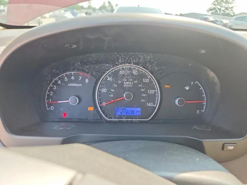 2010 HYUNDAI ELANTRA GLS  