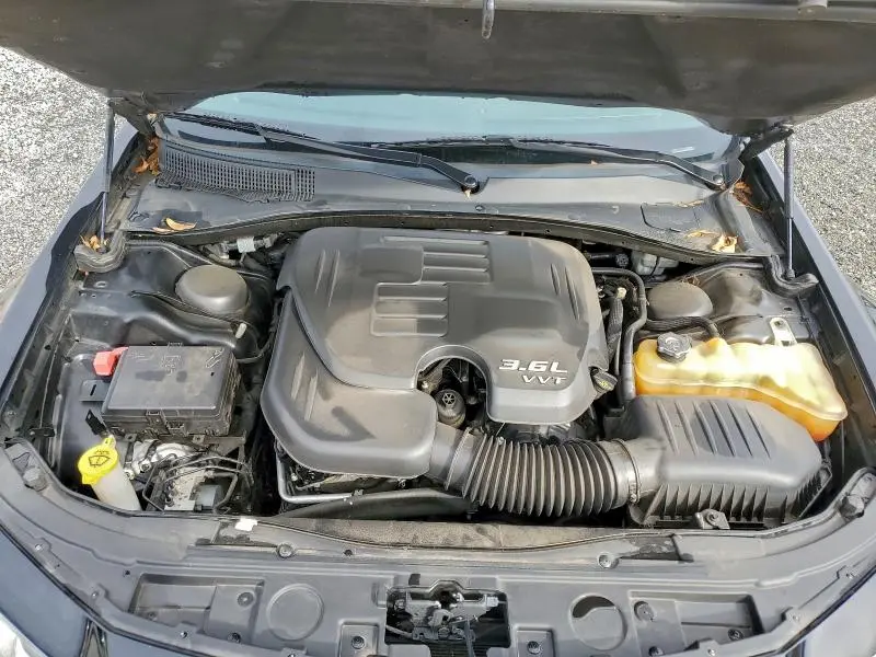 2015 CHRYSLER 300 LIMITED  