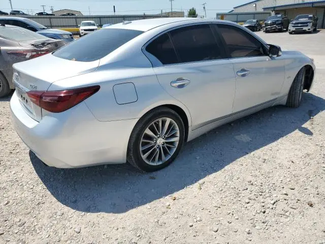 2018 INFINITI Q50 LUXE