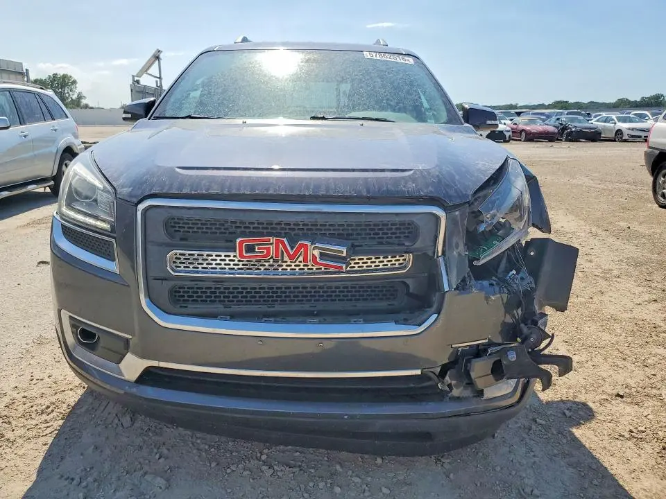 2013 GMC ACADIA SLT-2  