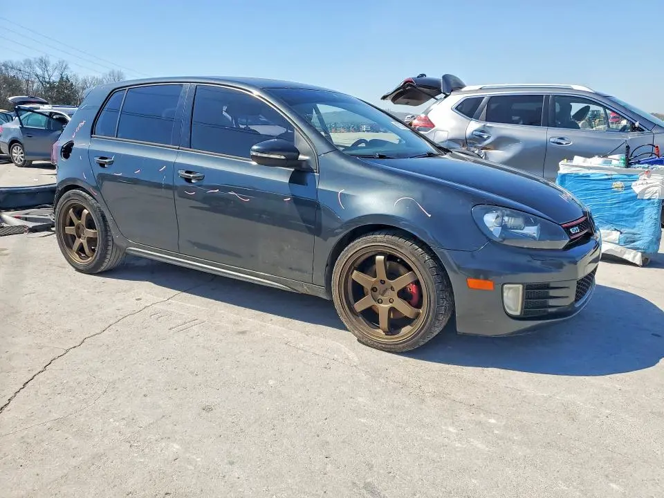 2013 VOLKSWAGEN GTI   