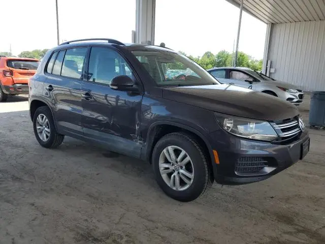 2016 VOLKSWAGEN TIGUAN S  