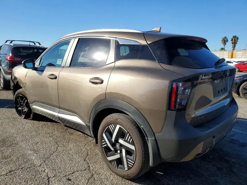2025 NISSAN KICKS SV  